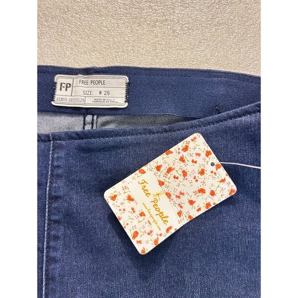 We The Free Penny Pull-On Flare Jean Rich Blue size 29 NWT - Picture 7 of 8